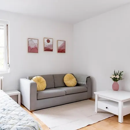 West48 Gemuetliches -blick Auf Blauen Apartman *