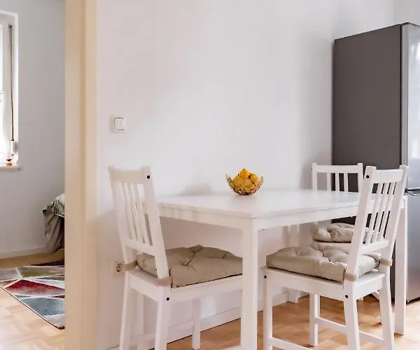 West48 Gemuetliches -blick Auf Blauen Duisburgo