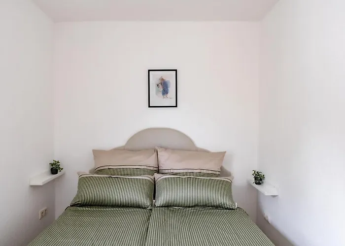 West48 Gemuetliches -blick Auf Blauen * Duisburg