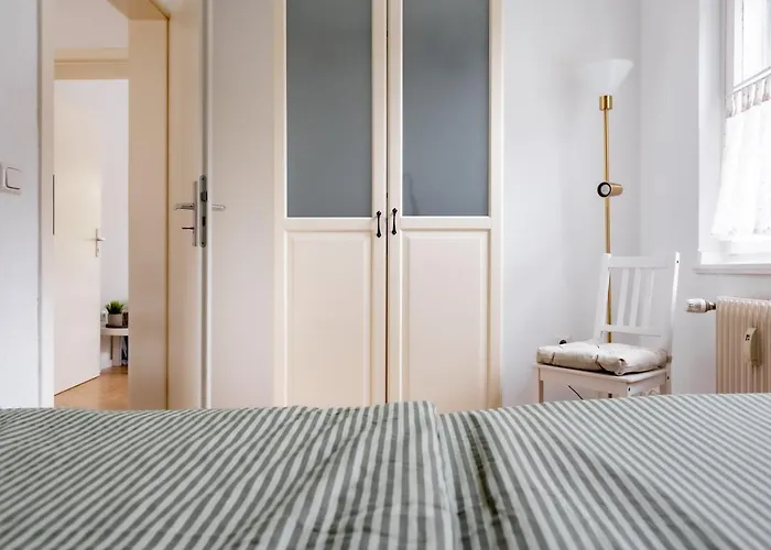 West48 Gemuetliches -blick Auf Blauen * Duisburgo