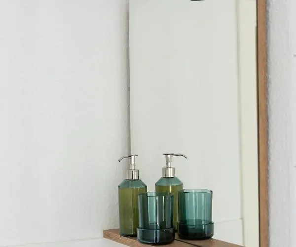 West48 Gemuetliches -blick Auf Blauen Apartment